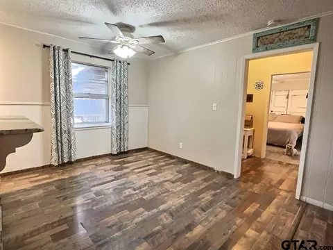 1000 E Ohio, Van, TX 75790 photo 3