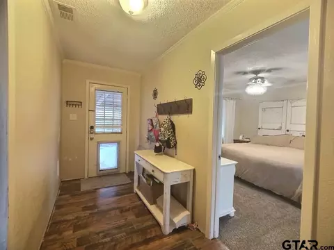 1000 E Ohio, Van, TX 75790 photo 6