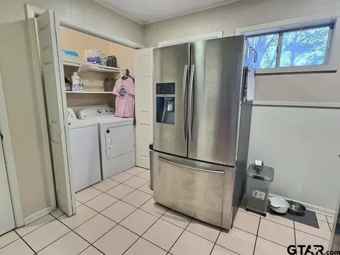 1000 E Ohio, Van, TX 75790 photo 8