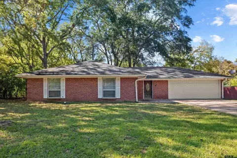 107 Gatewood Dr, Whitehouse, TX 75791