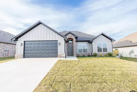 311 Amanda Ave, Bullard, TX 75757