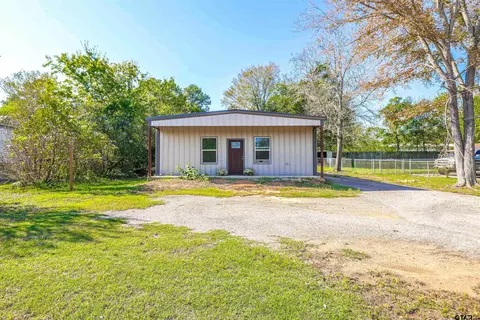 804 Crockett St, Rusk, TX 75785