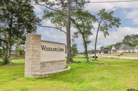 14690 Woodland Creek Dr, Lindale, TX 75771
