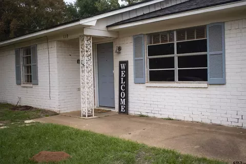 110 Edna Dr, Palestine, TX 75803