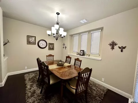 705 Copperleaf Dr, Midlothian, TX 76065 photo 4