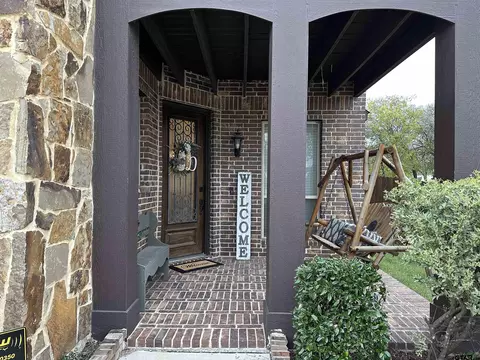 705 Copperleaf Dr, Midlothian, TX 76065 photo 2