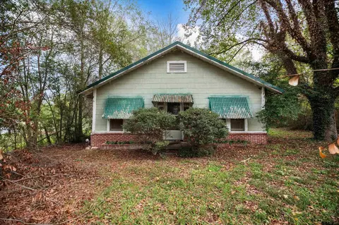 364 Walker St, Center, TX 75935