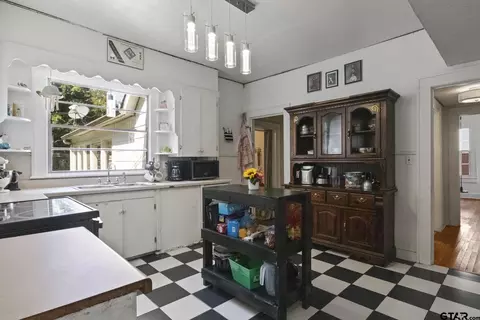 511 E 1st, Mount Pleasant, TX 75455 photo 11