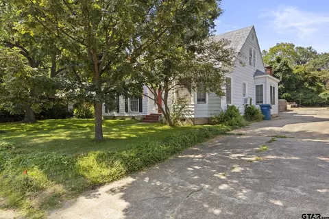 511 E 1st, Mount Pleasant, TX 75455 photo 3