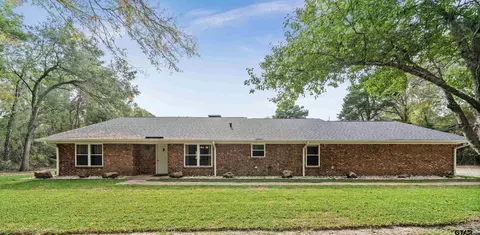 10401 Cr 137, Flint, TX 75762