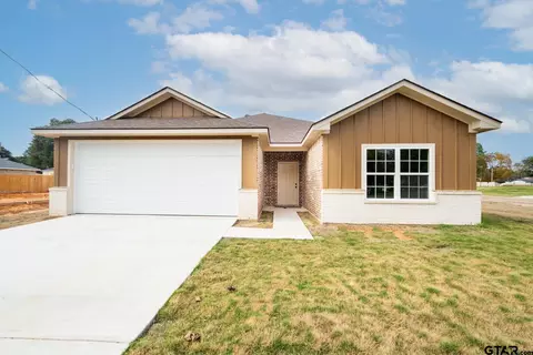 309 Stevens St, Gilmer, TX 75644