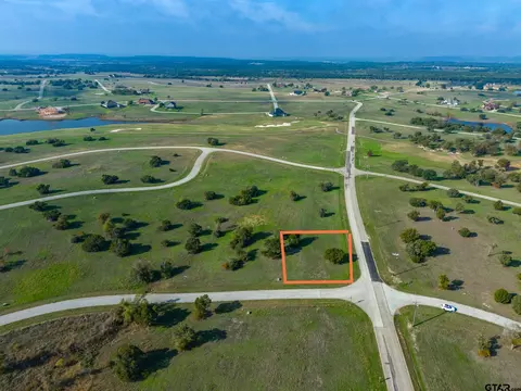 7102 S Monticello Dr, Cleburne, TX 76033