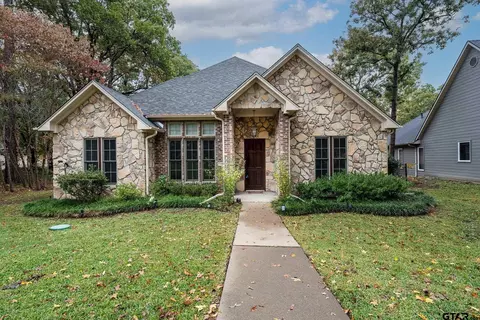 113 Eagles Bluff Blvd, Bullard, TX 75757