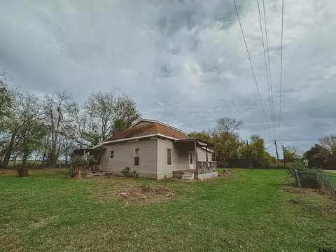 8337 Fm 1002, Big Sandy, TX 75755
