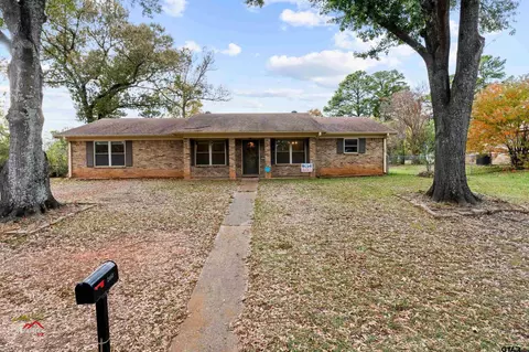 2403 Swan, Longview, TX 75604