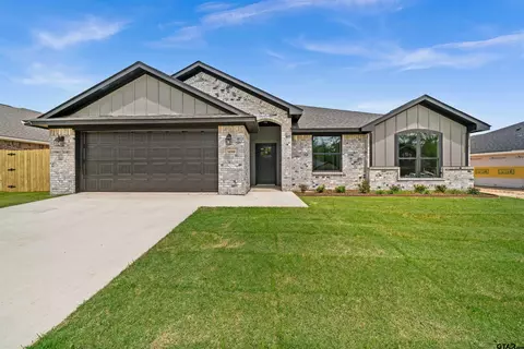 16109 Crossing Cir, Lindale, TX 75771