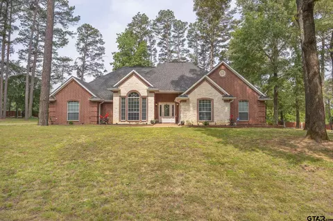 225 Easy St, Frankston, TX 75763