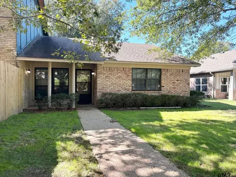 104 Villa, Troup, TX 75789