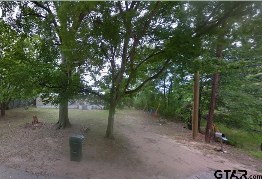 2417 Old Gladewater Hwy  