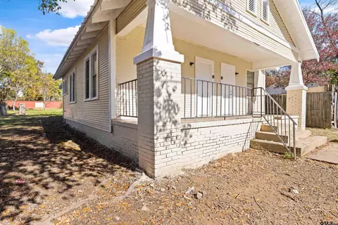207 Mitchell St, Longview, TX 75601 photo 3