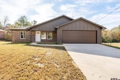 616 Giles St, Troup, TX 75789
