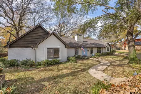 800 Fox Cv, Tyler, TX 75703