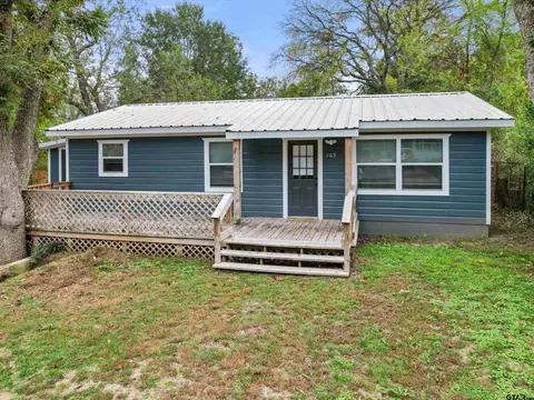 103 W College, Big Sandy, TX 75755