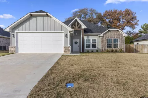 119 Rose Row Ln, Winona, TX 75792