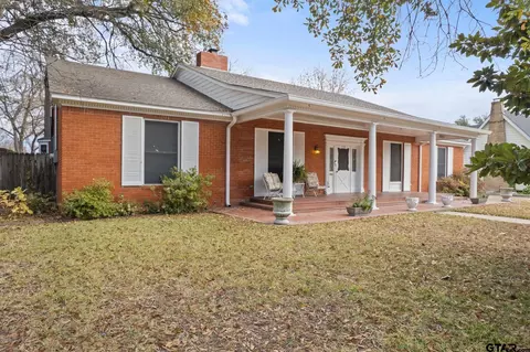 410 N Davis St, Sulphur Springs, TX 75482