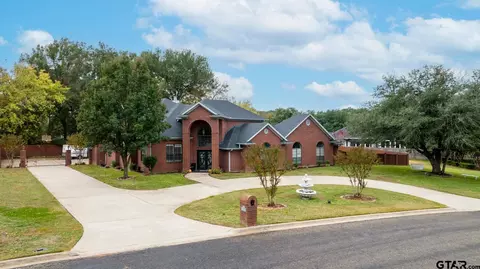 2 Joseph Cir, Longview, TX 75601