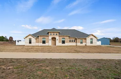 12643 Fm 16 E, Winona, TX 75792