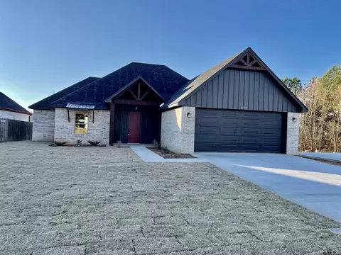2106 Sophia Ln, Longview, TX 75601