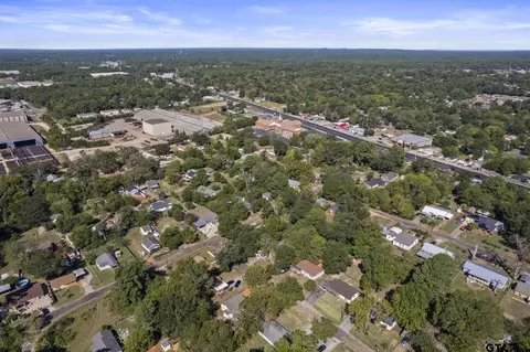 705 Viewcrest, Longview, TX 75604 photo 24