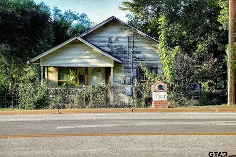 1319 W Houston, Tyler, TX 75702