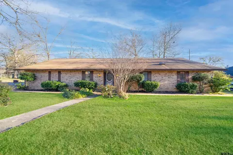 1300 Tiffany Ln, Longview, TX 75604