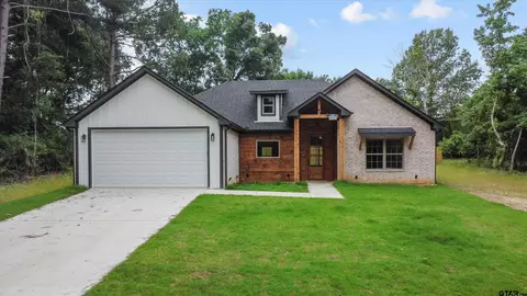 281 Chelsea Ln, Bullard, TX 75757