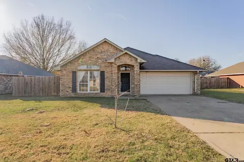101 Hickory Rd, Bullard, TX 75757