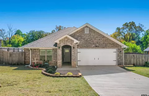 1153 Bellaire Dr, Tyler, TX 75702