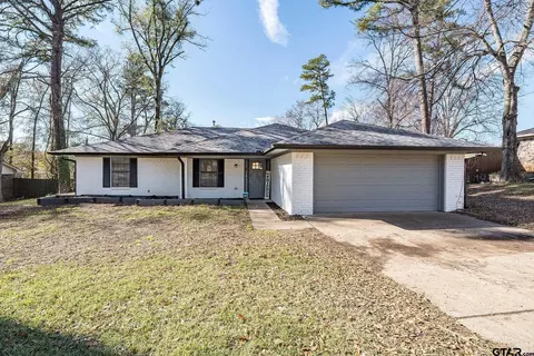 9311 Irish Moss Dr, Tyler, TX 75703