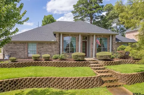 3118 Spruce Pl, Tyler, TX 75707