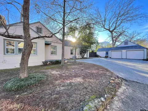 516 E Young St, Longview, TX 75602 photo 28