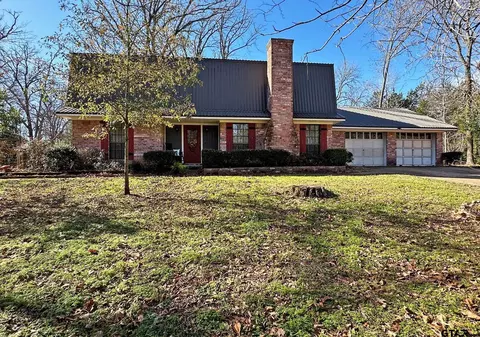10671 Shadow Wood Cir, Whitehouse, TX 75791