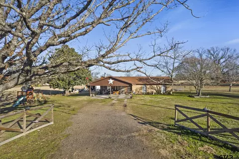 2016 County Road 4105, Daingerfield, TX 75638