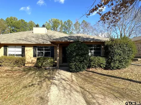 4512 Edinburgh, Tyler, TX 75703