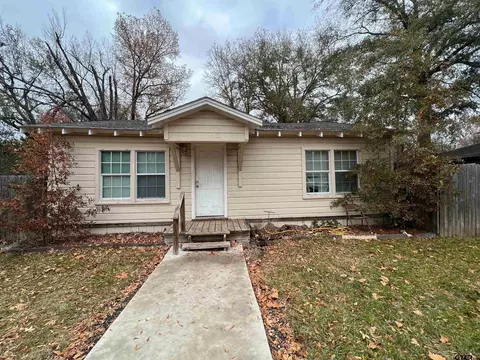 3205 E Carter Blvd, Tyler, TX 75702