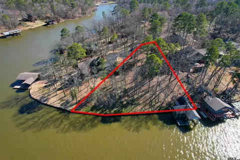 327 Hickory Hill Ln, Scroggins, TX 75480
