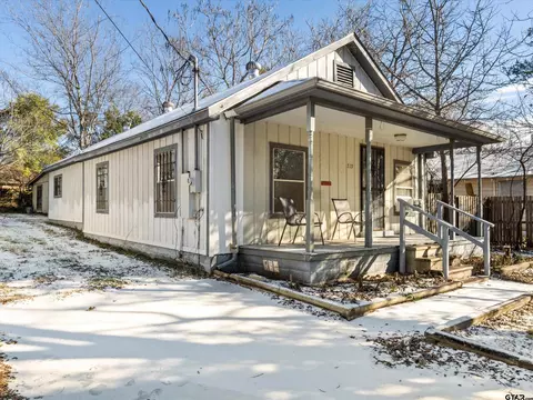 719 Allen St, Gilmer, TX 75644