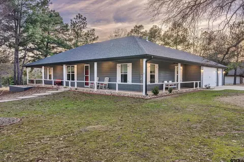 142 Peaceful Woods Trl, Holly Lake Ranch, TX 75765
