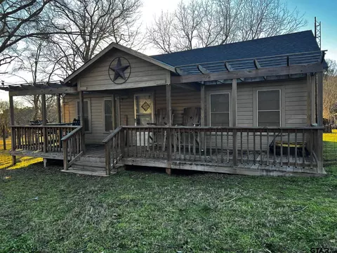 2460 Cr 3111, Jacksonville, TX 75766