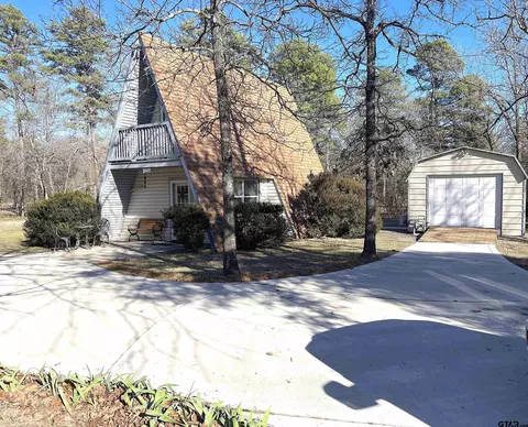 604 King Larry Rd, Scroggins, TX 75480
